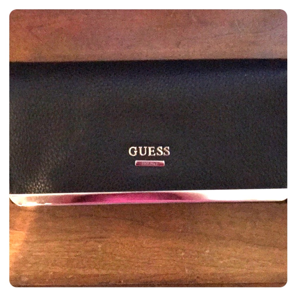 Guess wallet